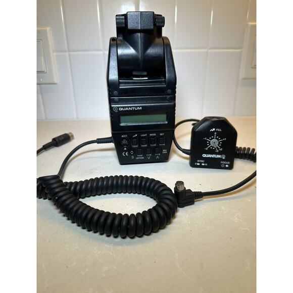 Quantum Qflash T3d-R Professional‎ Auto/TTL Flash Unit And QTTL adapter D-12 W-R - Picture 1 of 11